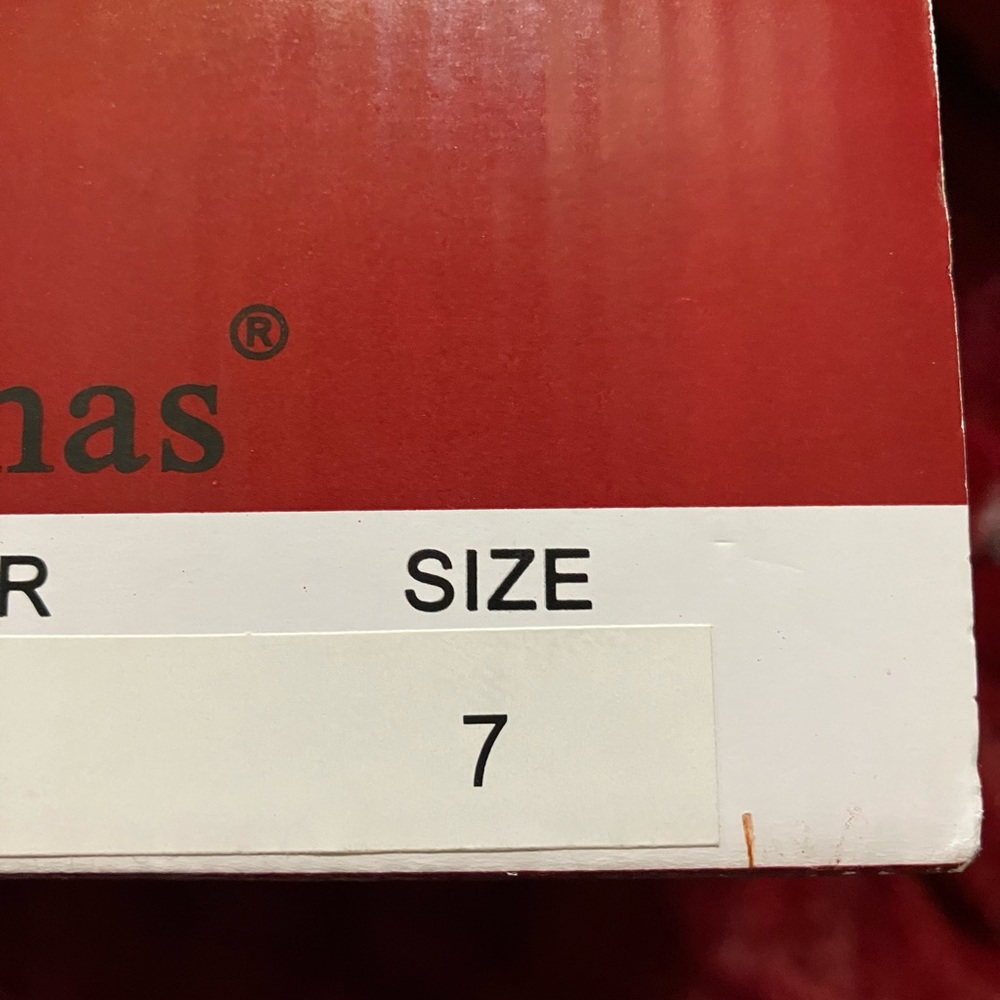 Sandals - Picture 7 of 10